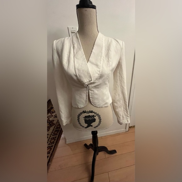 BCBG Cropped Jacket Blazer White Linen Size 2 - Picture 1 of 5